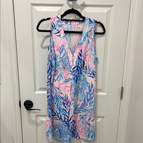 Lilly Pulitzer Dresses & Skirts - Sleeveless Blue and Pink Patterned Dress